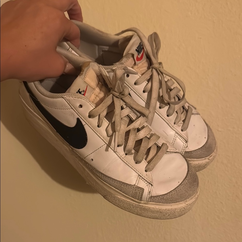 nike blazers (need cleaning)